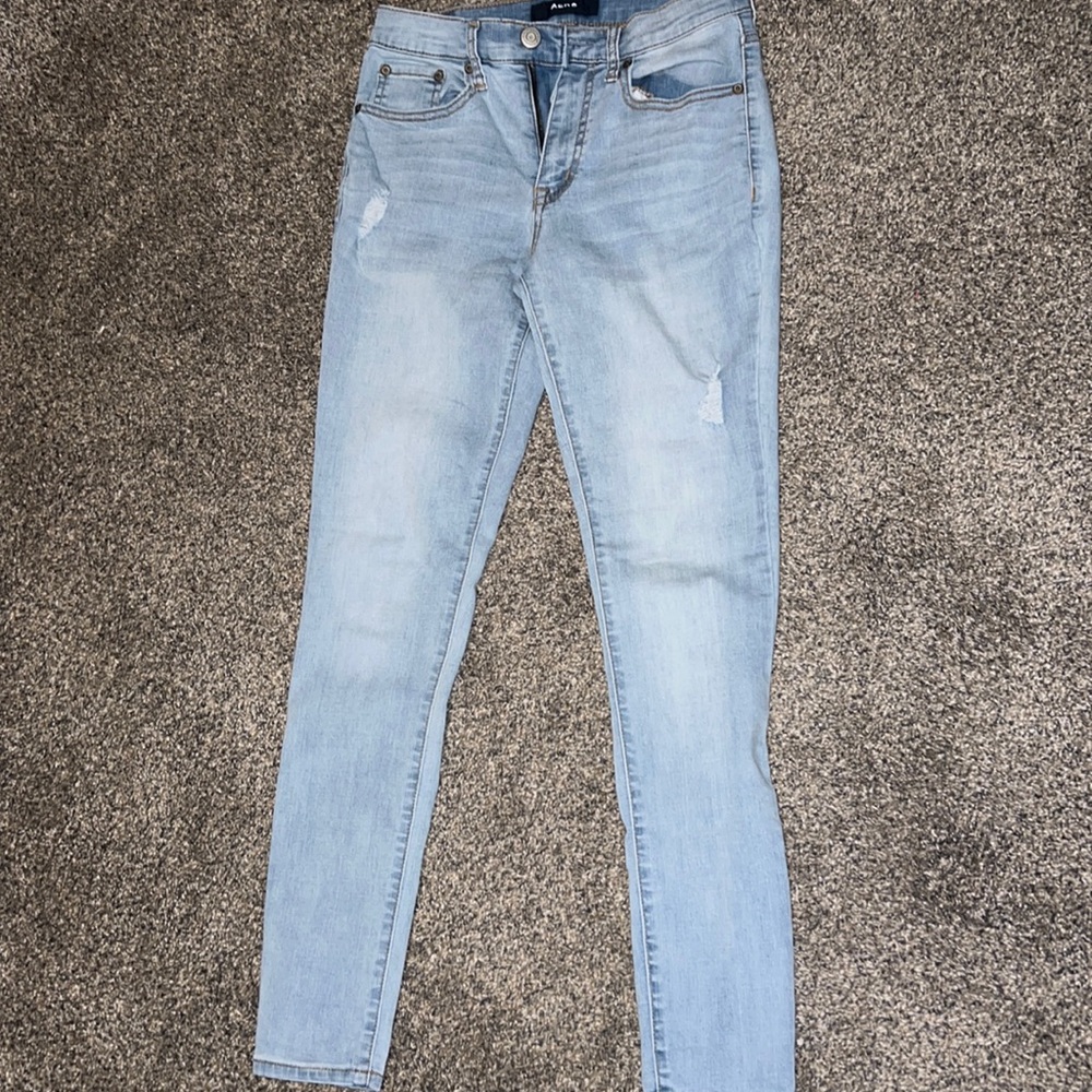 Skinny jeans